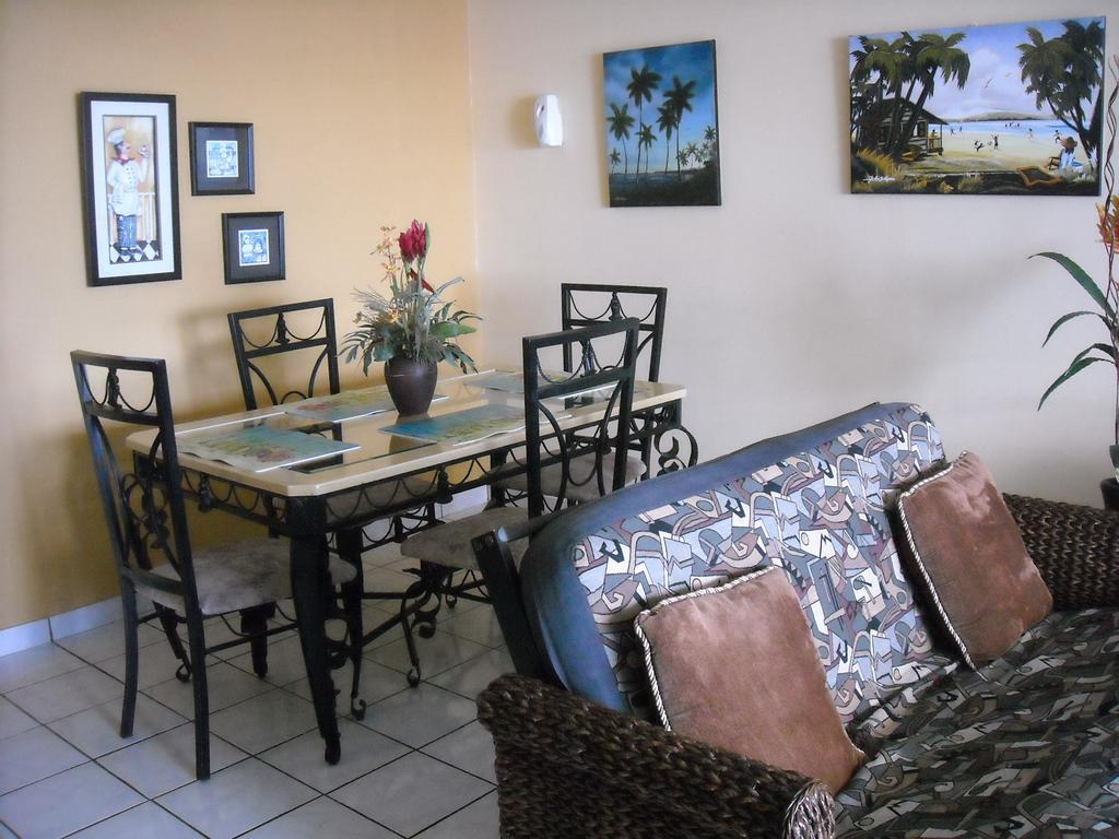 Ocean Front Apartment Luquillo Ngoại thất bức ảnh