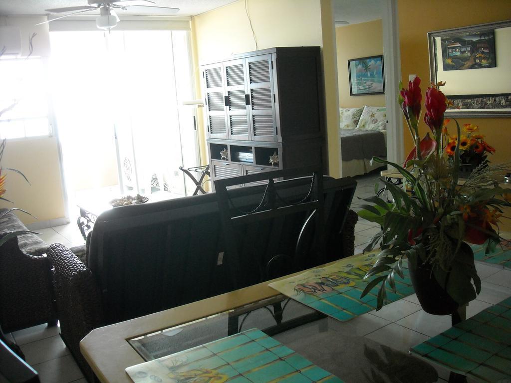 Ocean Front Apartment Luquillo Ngoại thất bức ảnh