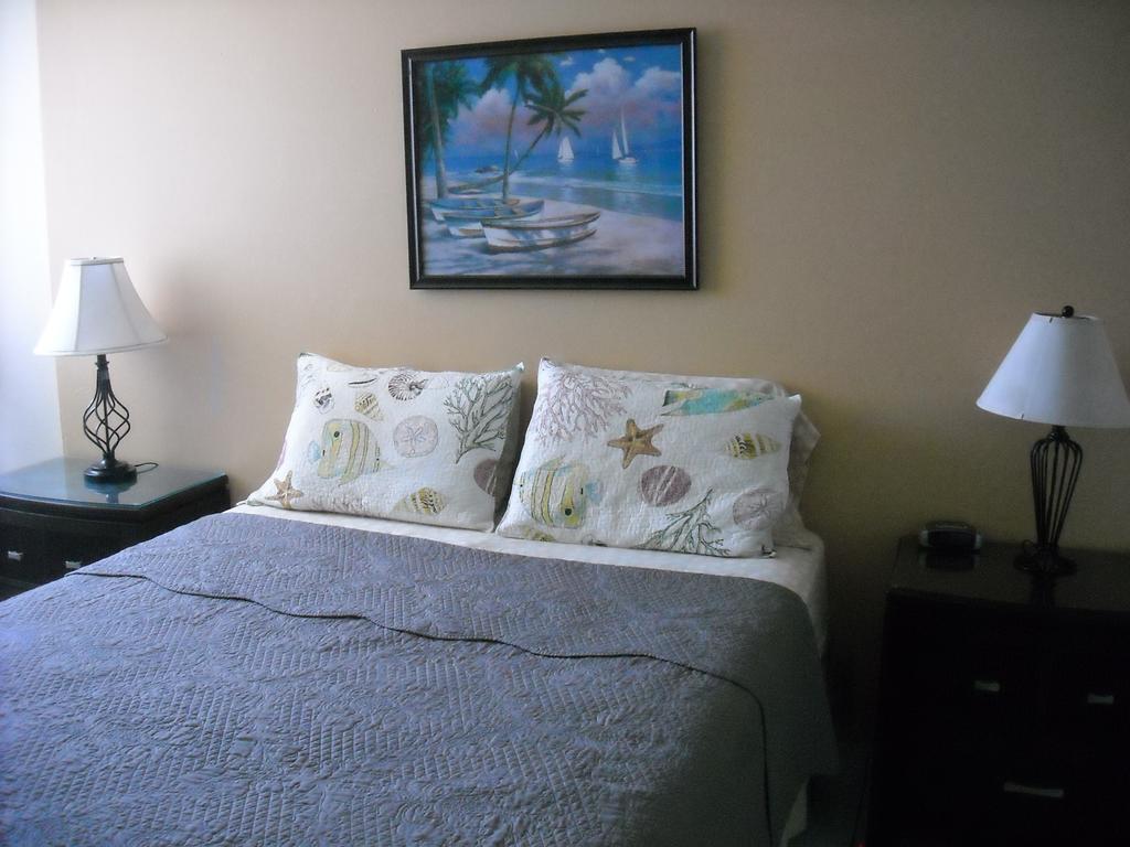 Ocean Front Apartment Luquillo Ngoại thất bức ảnh