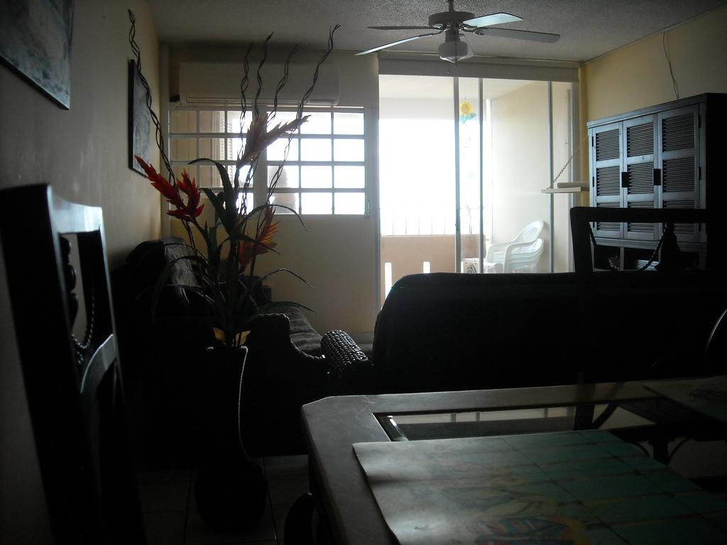 Ocean Front Apartment Luquillo Ngoại thất bức ảnh