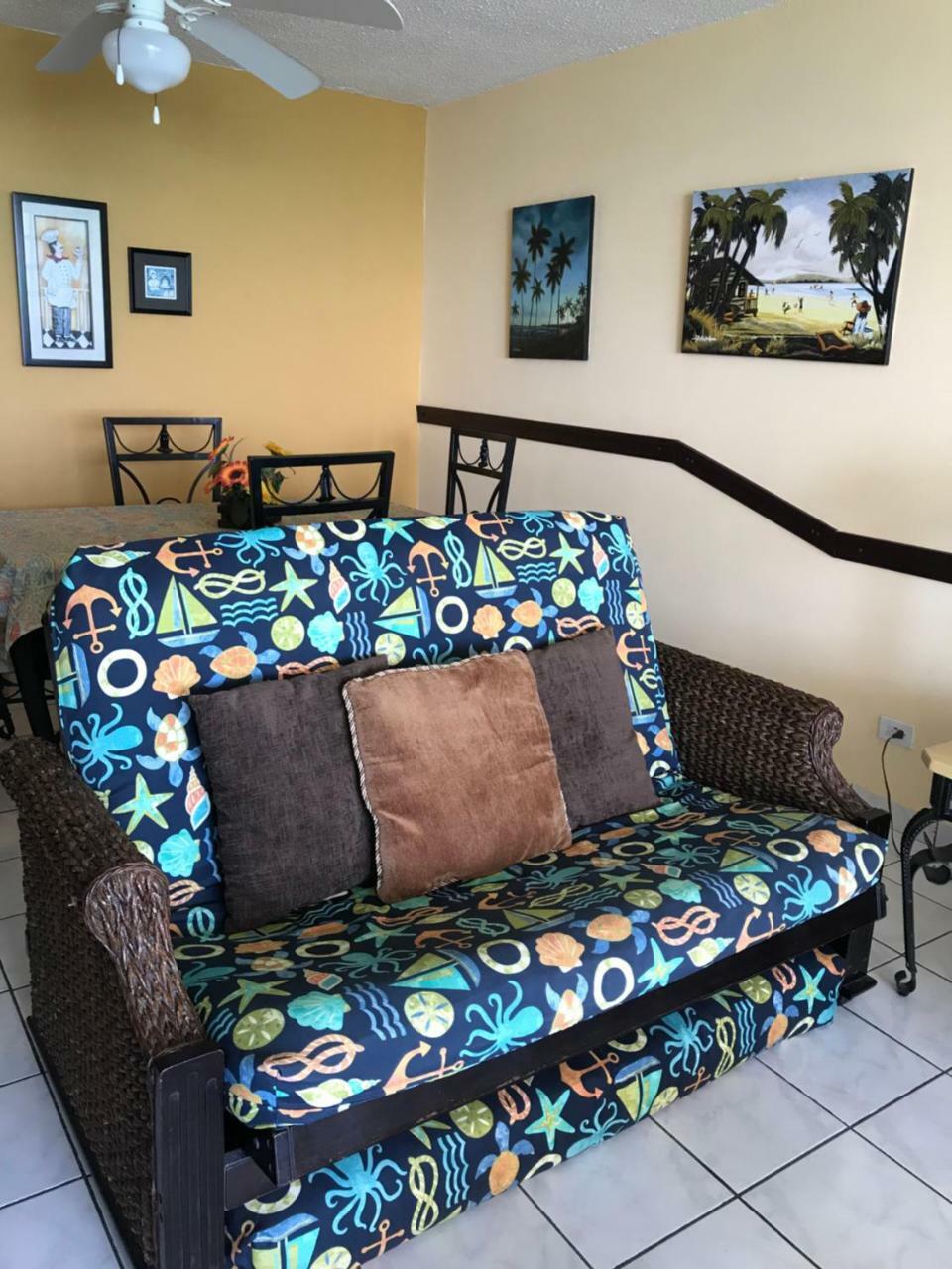 Ocean Front Apartment Luquillo Ngoại thất bức ảnh