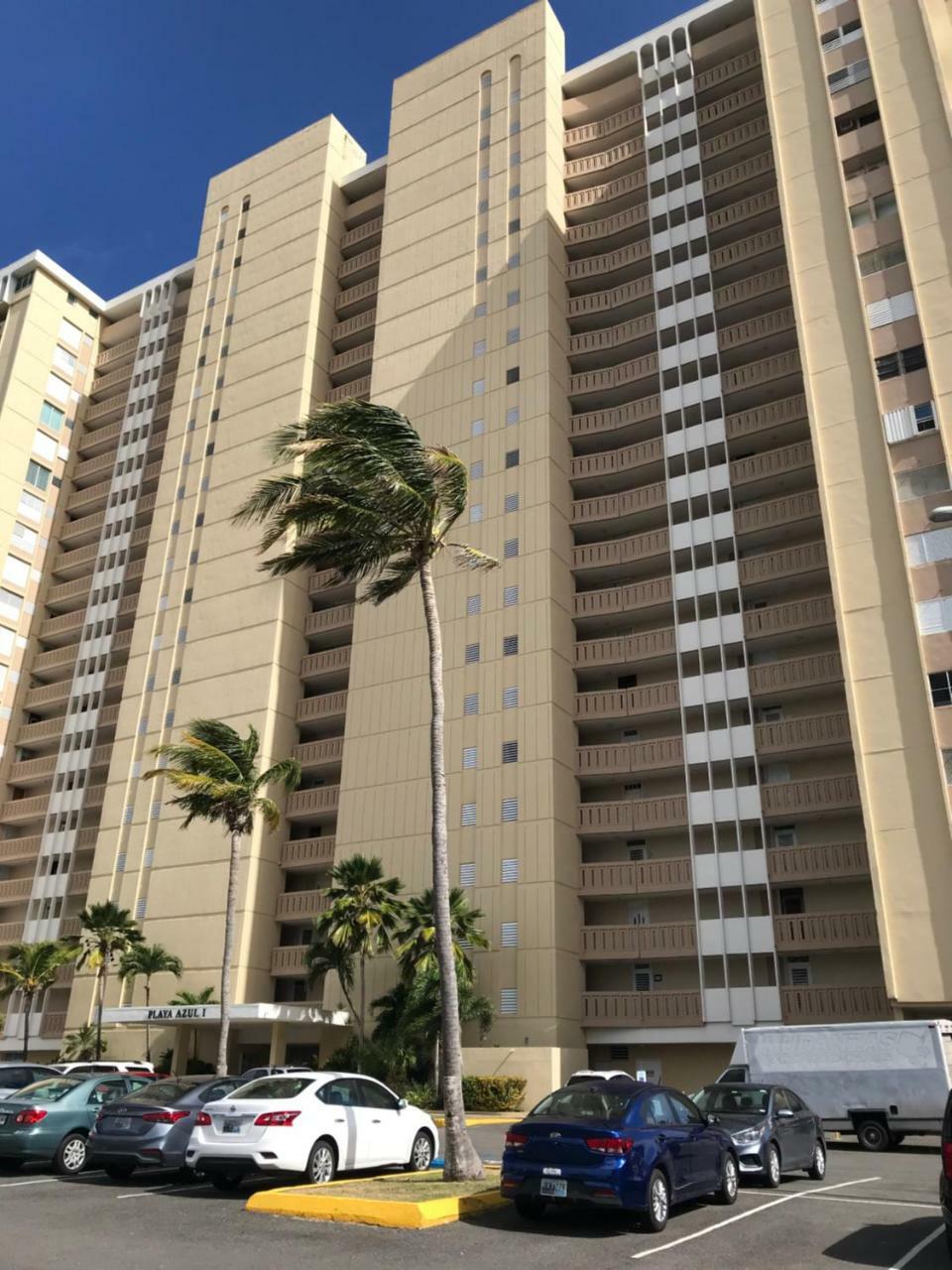Ocean Front Apartment Luquillo Ngoại thất bức ảnh