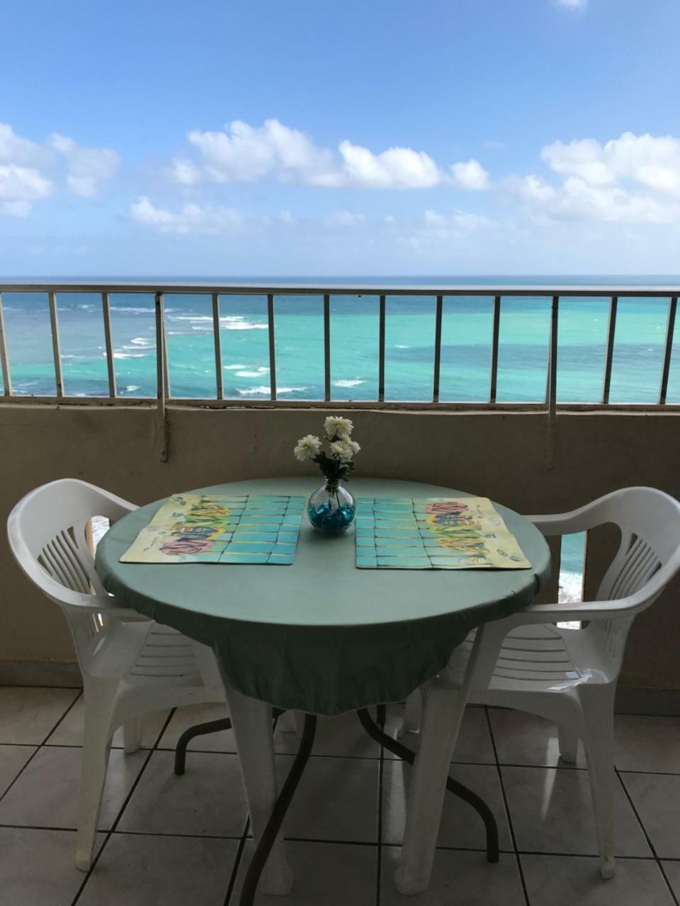 Ocean Front Apartment Luquillo Ngoại thất bức ảnh